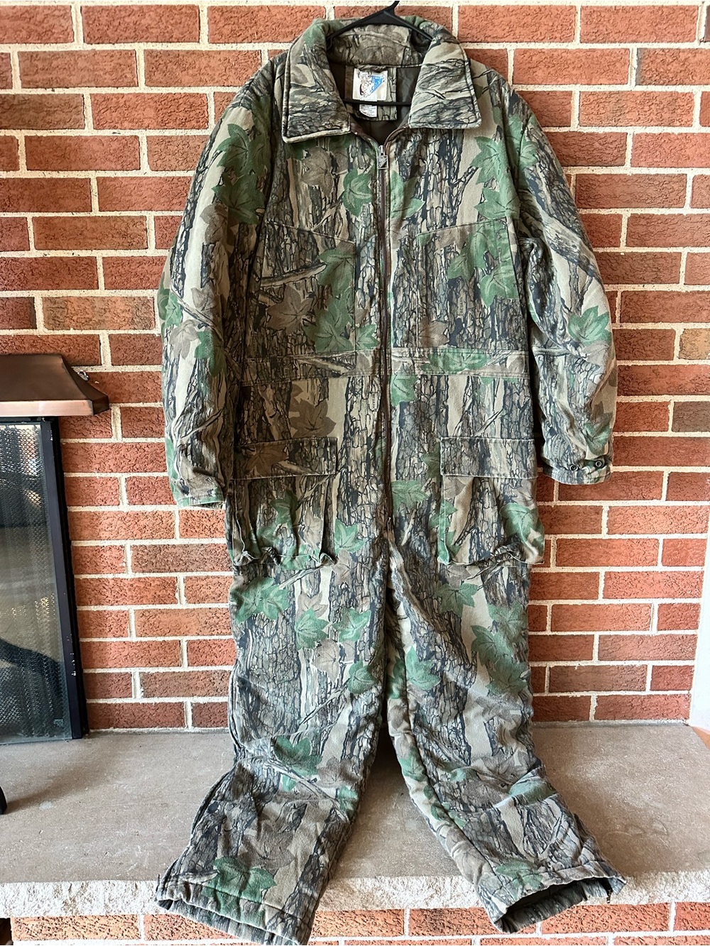Vintage Trail Guide Realtree Camo Hunting Coveralls Suit Insulated Zip Leg, XL